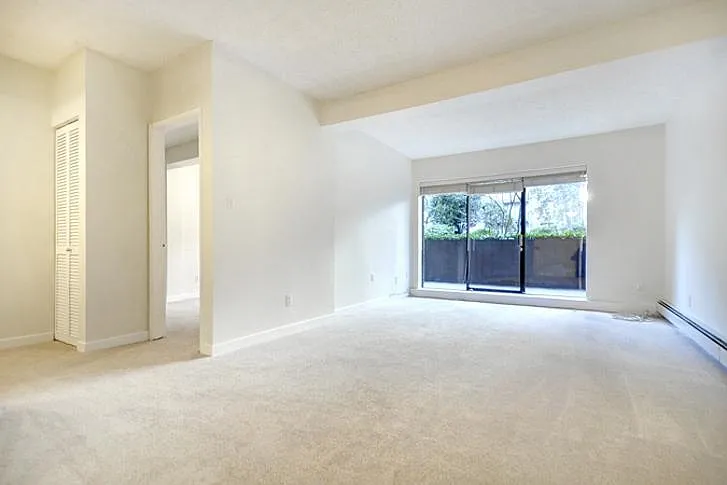 1655 Nelson St #118 — Photo 4