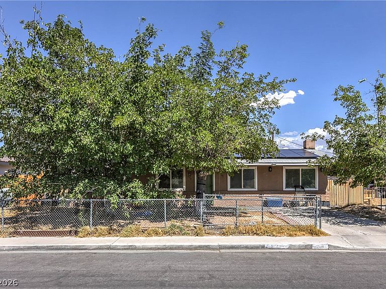2116 Travis St, North Las Vegas, NV