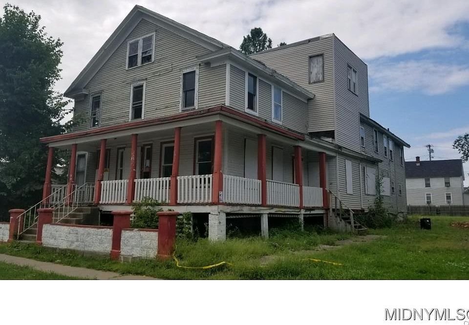 2nd image of 141 River St