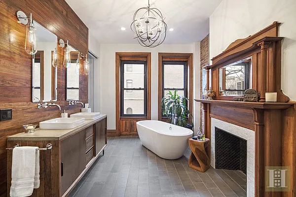 Sold by Halstead Real Estate | media 26