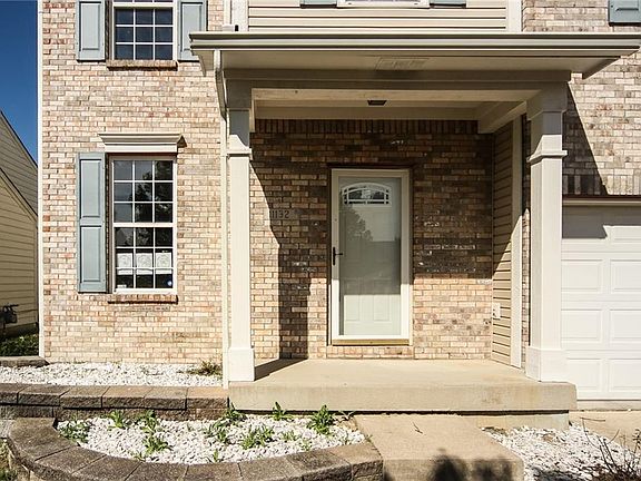 3rd image of 11132 Bear Hollow Dr