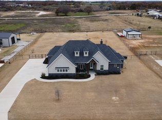 112 Friendship Way, Boyd, TX 76023