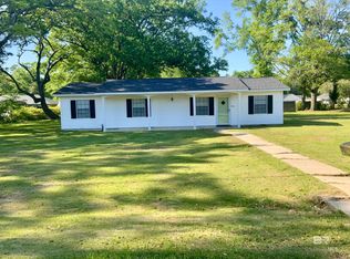 600 W 7th St, Bay Minette, AL 36507