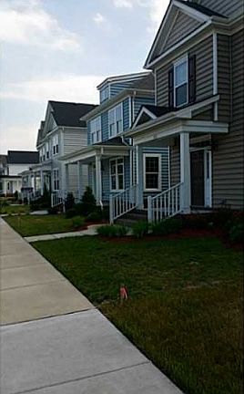 2nd image of 218 Harmony Dr