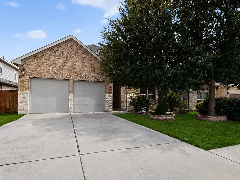 536 Caddo Lake Dr — Photo 1