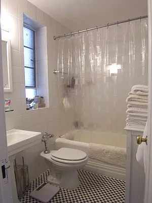 Rented by Rachel Realty | media 32