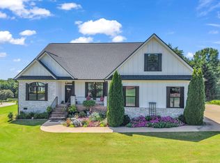 718 Tinsberry Ln, Inman, SC 29349