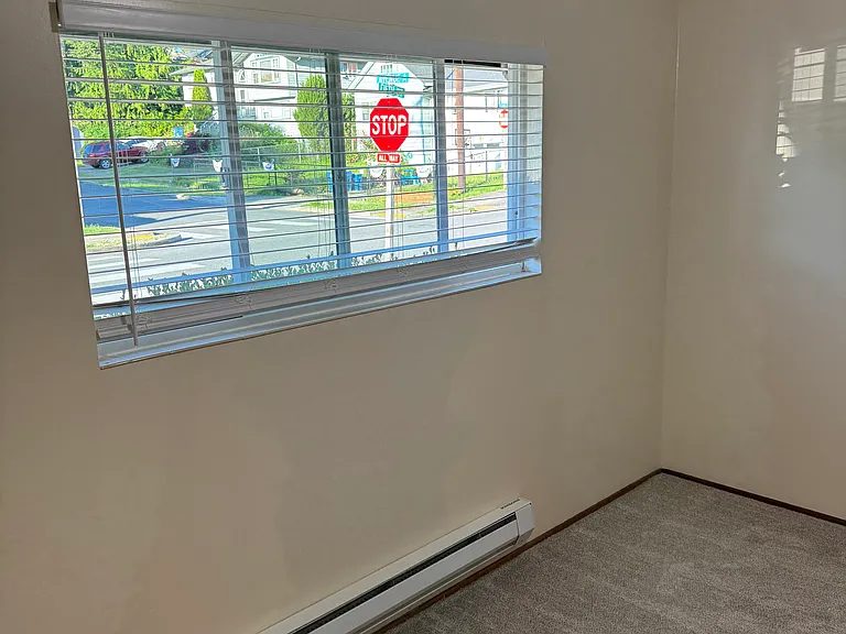 503 Avenue A #6 — Photo 9