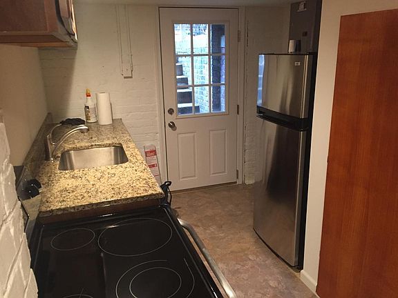 5th image of 2217 Floyd Ave #D