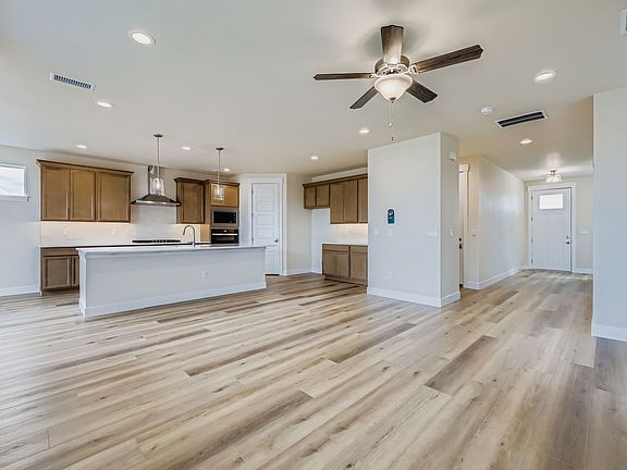 Plan C302 Representative Photo