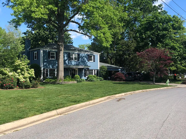 7847 Midday Ln — Photo 1