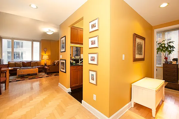 Sold by BLU Real Estate | media 27