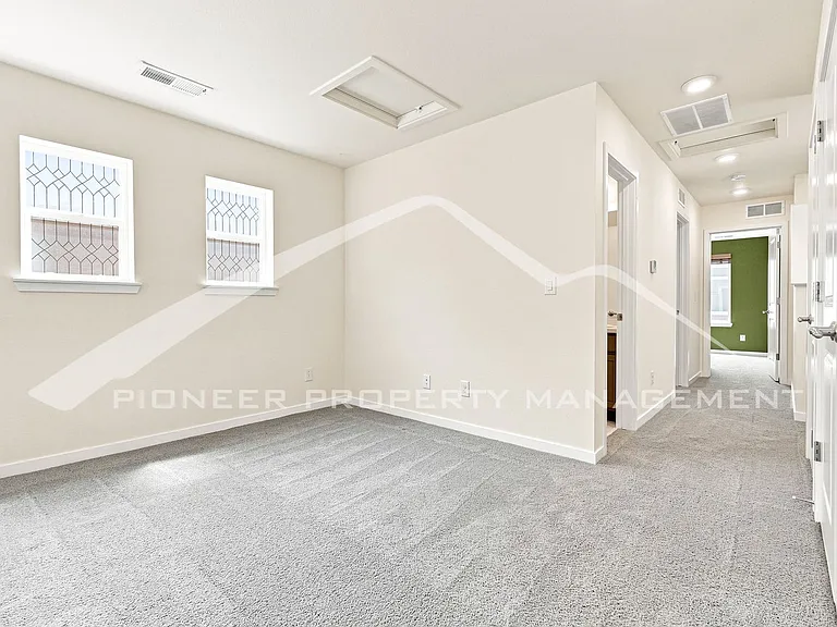 2883 S Fox St — Photo 12