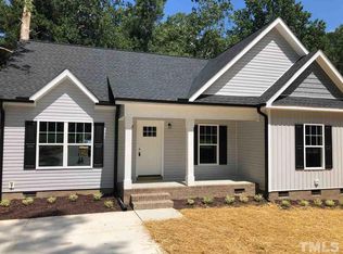 405 Angier Rd, Fuquay Varina, NC 27526