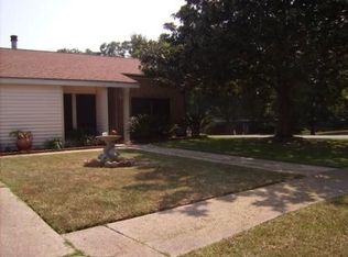 100 Verbena Cir, Lafayette, LA 70507