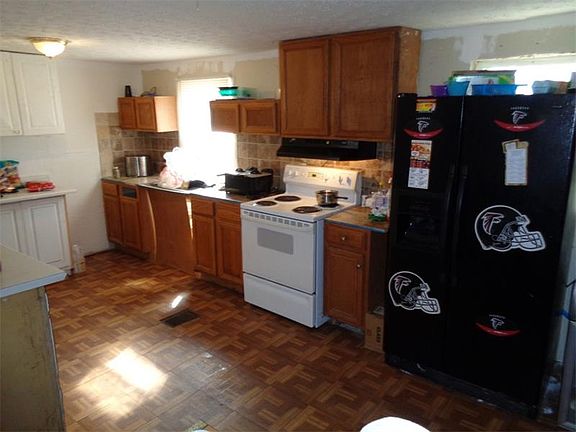 4th image of 237 Tommy Lee Fuller Dr