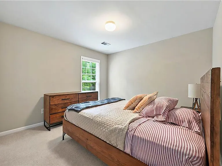 780 Potters Bar Ln — Photo 34