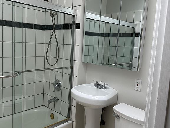 Upstairs bathroom