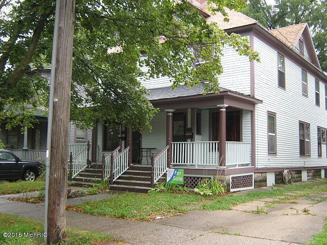 1st image of 712 W Lovell St