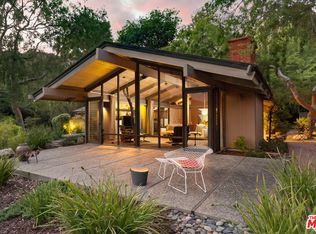 1694 Putney Rd, Pasadena, CA 91103