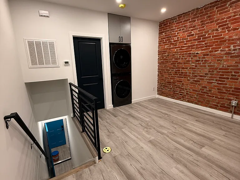 3340 Potter St #2 — Photo 10