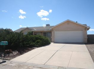 26 Milton Loop, Los Lunas, NM 87031