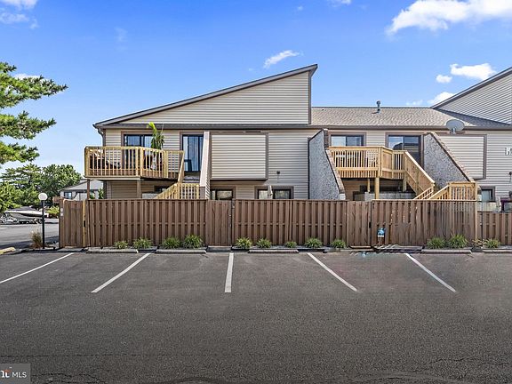 2nd image of 105 120th St #38A5