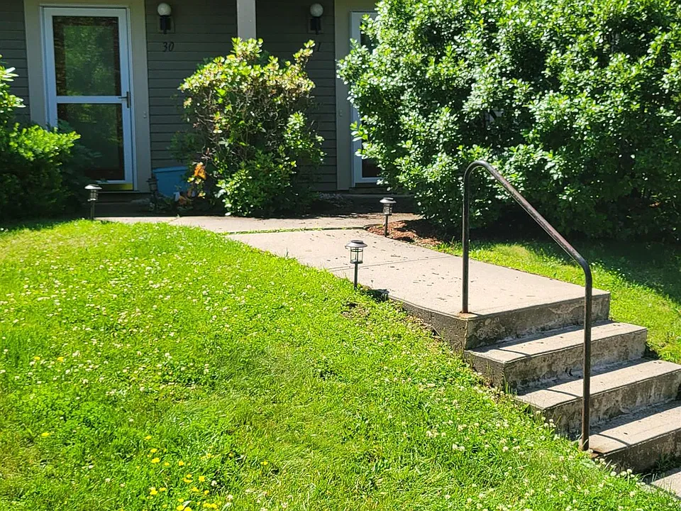 31 Overlook Dr