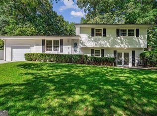 2621 Pass Cir, Gainesville, GA