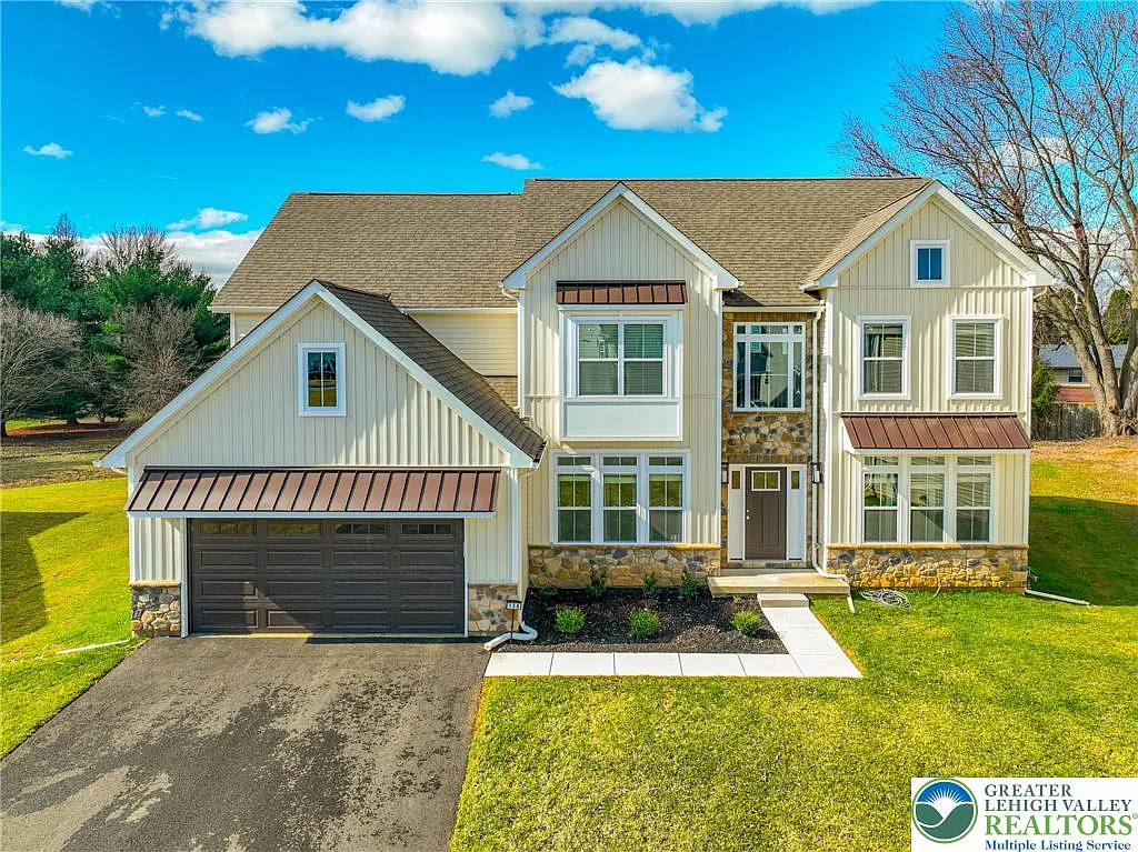 338 Abby Rd photo 1