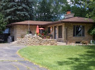 W152S10431 Thode Dr, Muskego, WI 53150