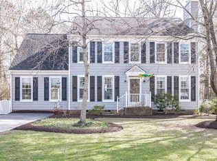 9605 Fireside Dr, Glen Allen, VA 23060