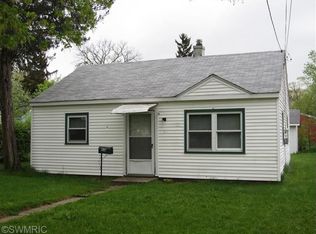 910 Sunnock Ave, Kalamazoo, MI 49001