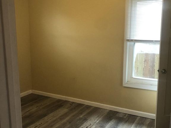 5th image of 1504 E Raymond St #1504