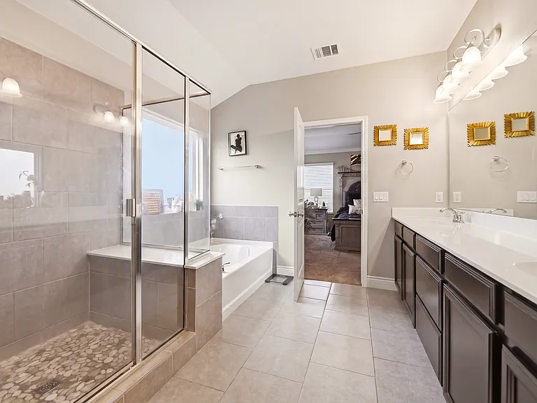 6813 Concho Crk — Photo 28
