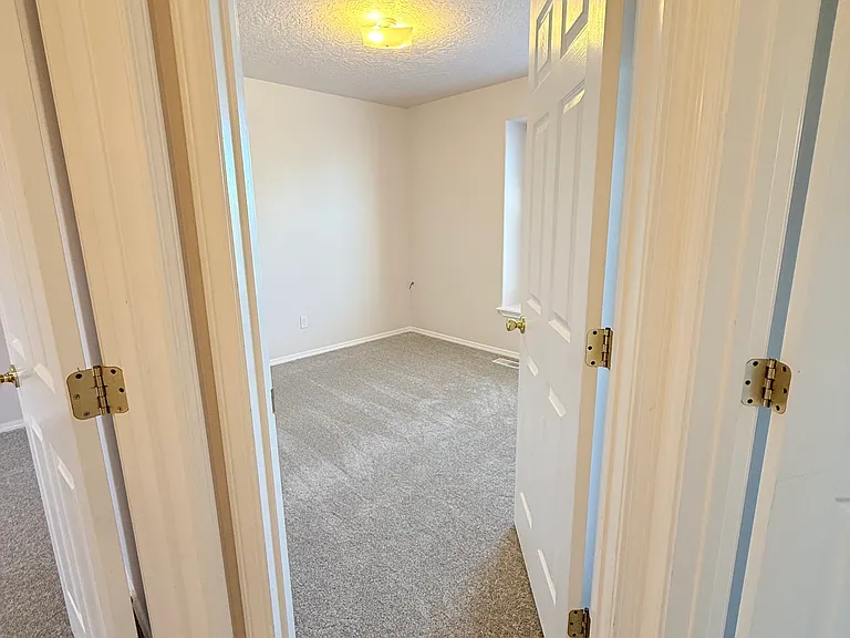 14031 Carolina St — Photo 26