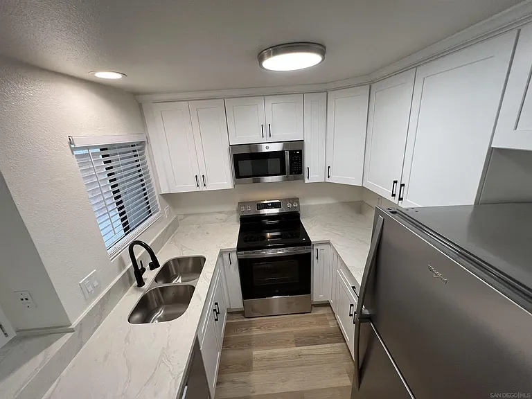 3552 Sunset Ln #22 — Photo 10