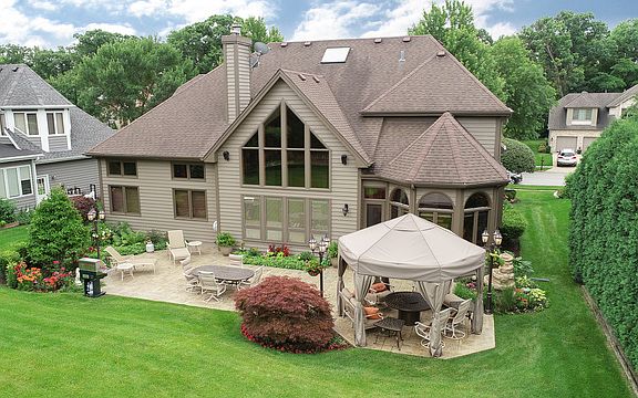 5th image of 1345 Medinah Dr
