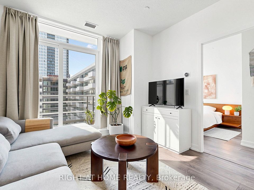 1st image of 200 Sackville St #714