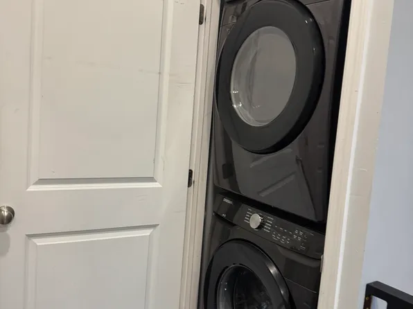 812 Ocean Avenue image 14 of 33