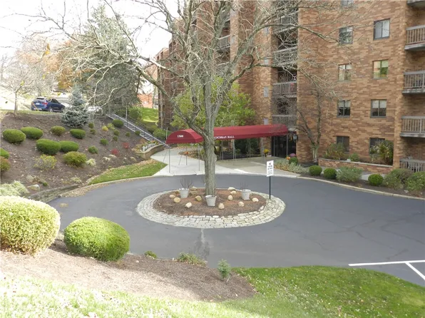 1500 Cochran Rd APT 512, Pittsburgh, PA 15243