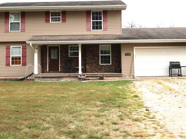 9700 E Ball Rd, Centralia, MO 65240