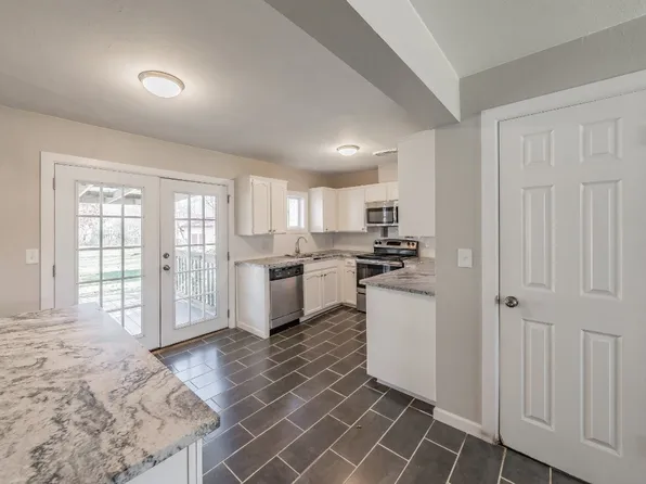 3318 Parker Rd, Haltom City, TX 76117