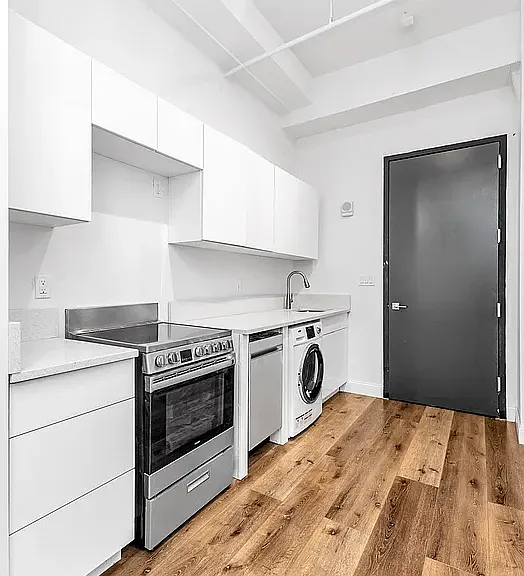 255 W 36th St #607 — Photo 3
