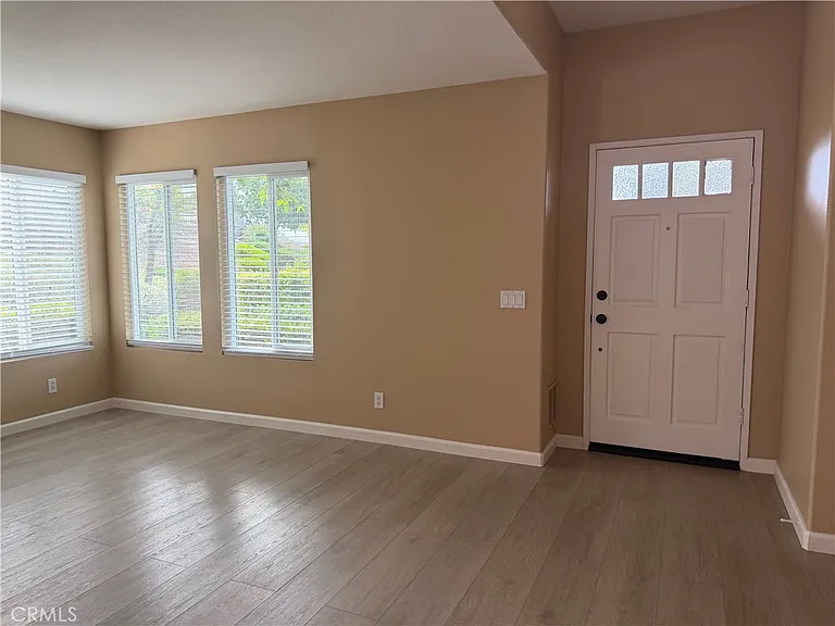 223 Valley View Ter — Photo 4