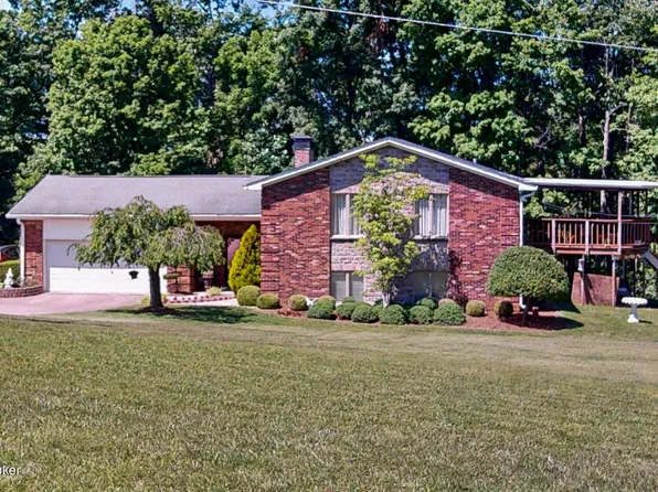 305 Cedar Creek Ln, Shepherdsville, KY 40165