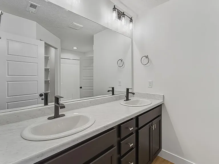 4543 W Watchmen Way S — Photo 6