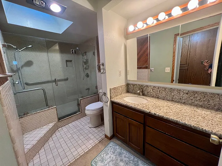 11015 Schafer Ave — Photo 11