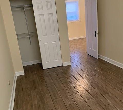 3rd image of 3406 W Foster Ave #G