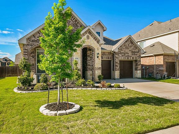 2nd image of 4705 Periwinkle Dr